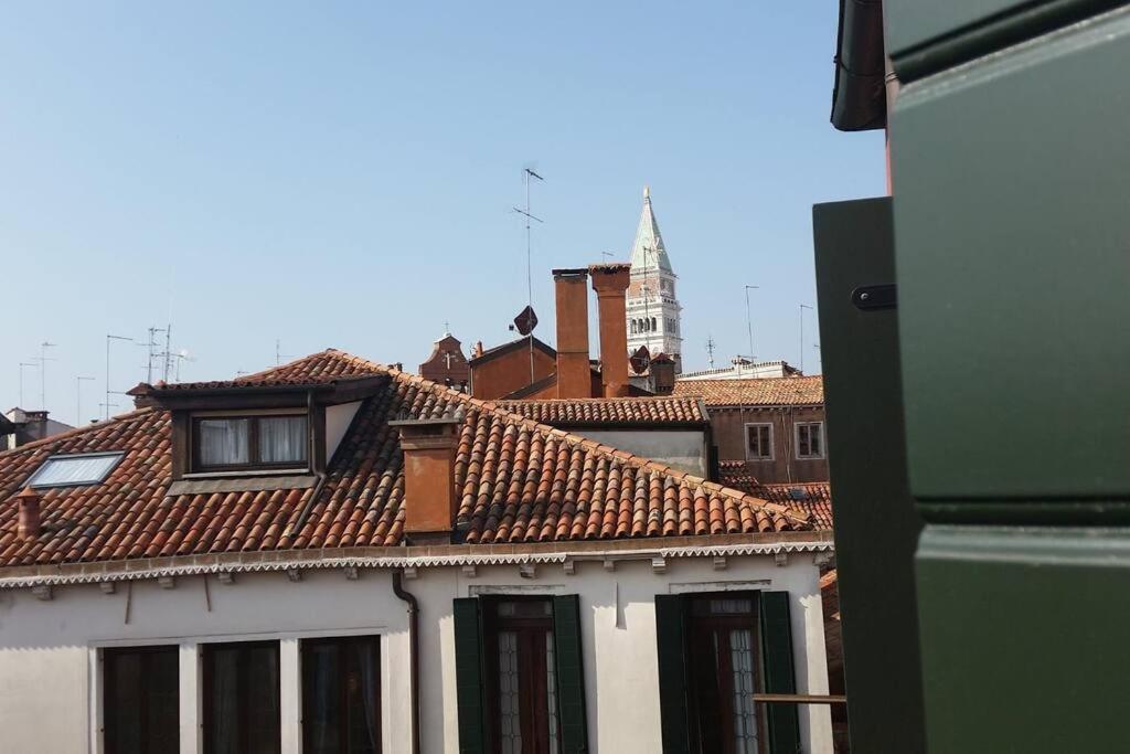 Monolocale Vicino San Marco Veneza Exterior foto